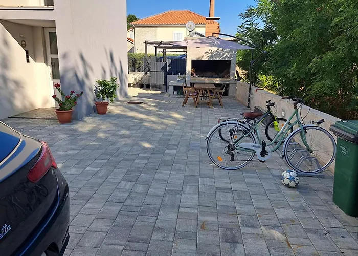 By The Sea Nin, Zadar - 23668 アパート ニン